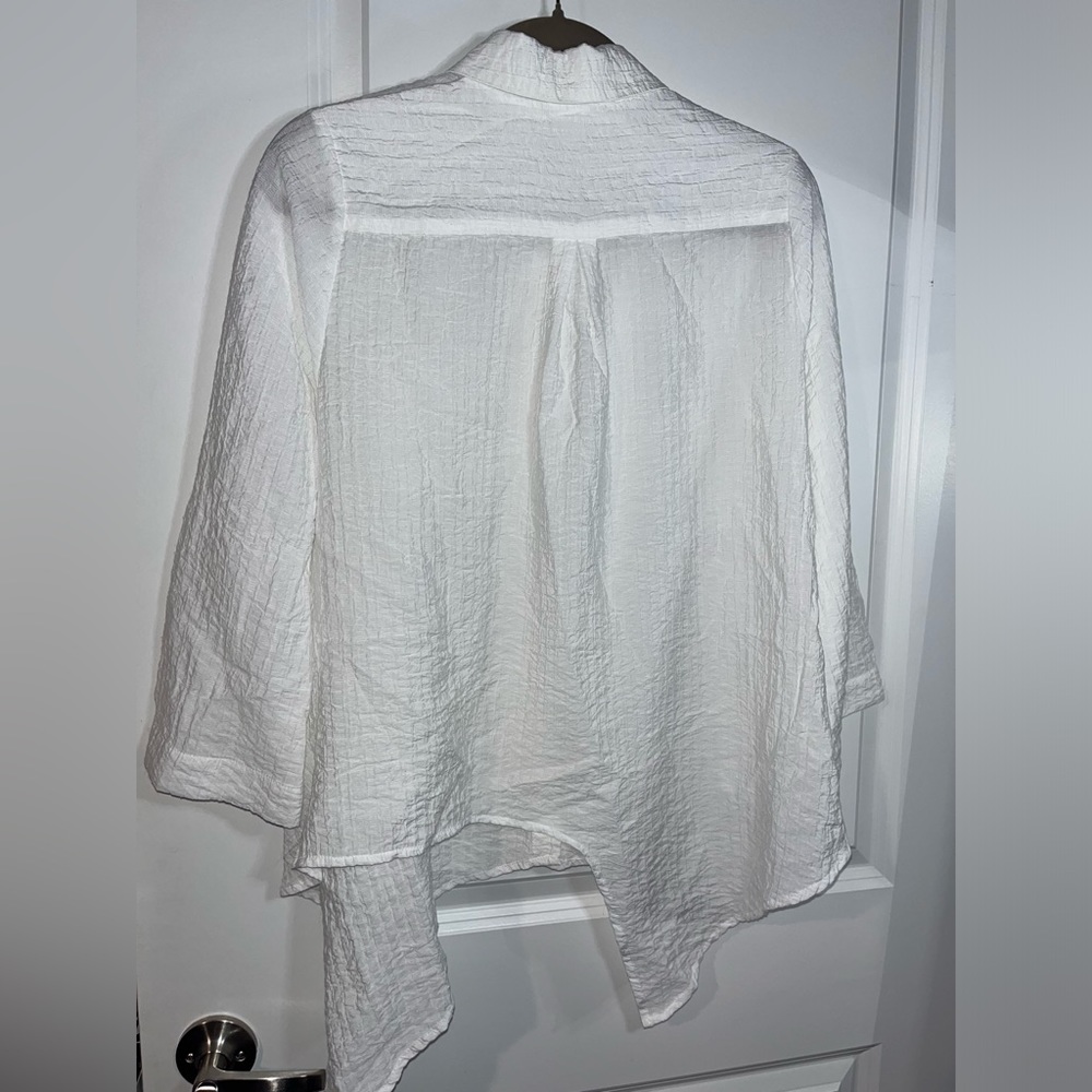 Pink Ripple White Flowy Real Shell Button Down Collared Blouse Size Small - Picture 5 of 14